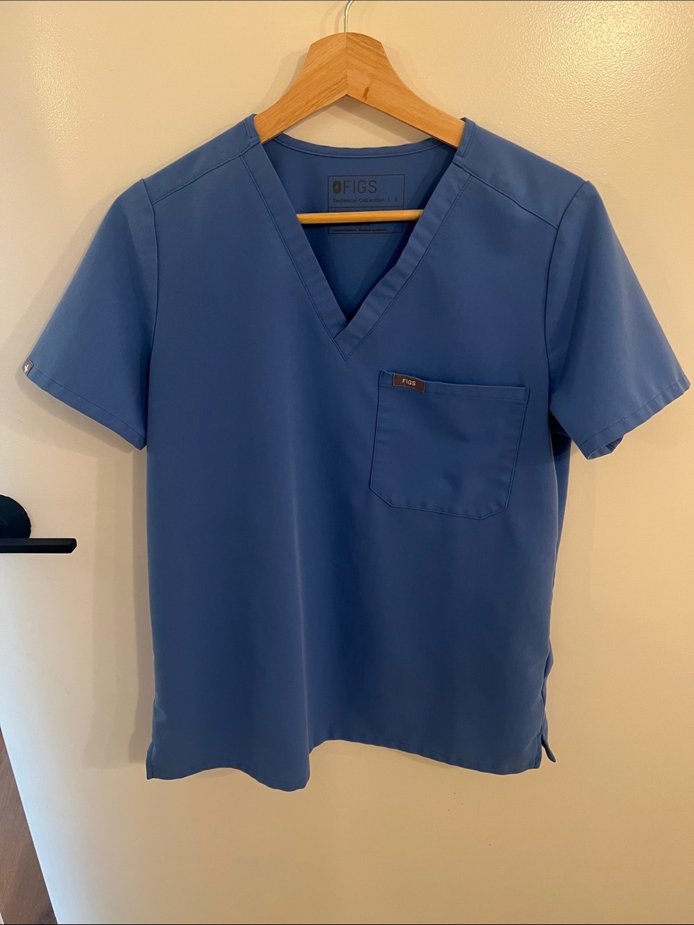 Figs Catarina Scrub Top - Ciel Blue, Size Small